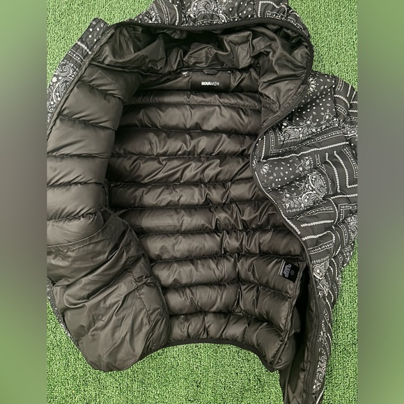 Puffer Jacket Paisley from Fashion Nova   SIZE : L - Picture 4 of 5